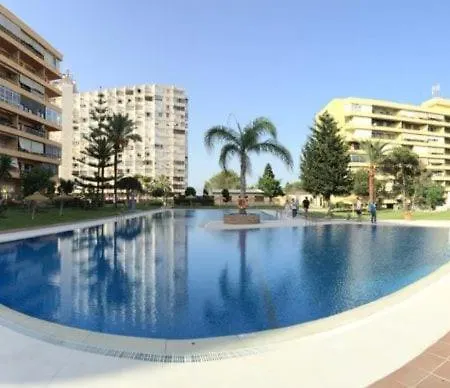 Apartment Paradise In Malaga, Recep 24 H, Swimming Pool, Near To The Beach, Center And Airport, Train, Bus, Taxi Torremolinos